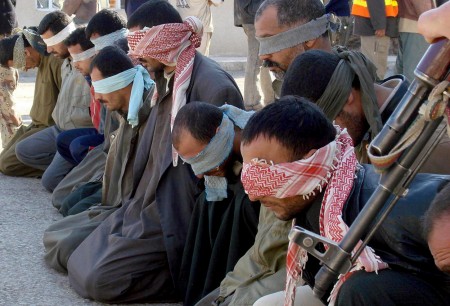 اعتقال 4200 نازح من الفلوجة ومطالبات بتدخل أممي