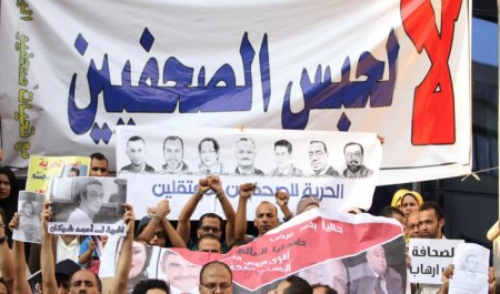 80 انتهاكاً ضدّ صحافيين مصريين في مايو